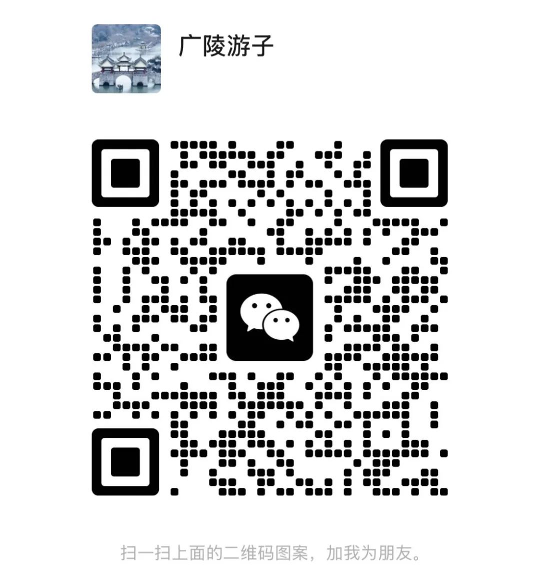 美东学苑二维码，扫描关注更多内容